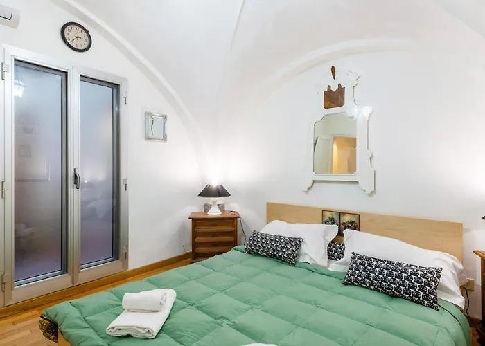 Guesthost - Cattedrale Di Apartament Florencja